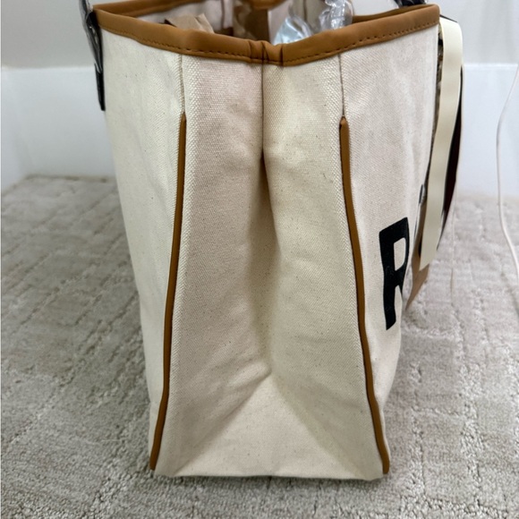 Stylish White and Tan Tote Bag - Picture 2 of 6